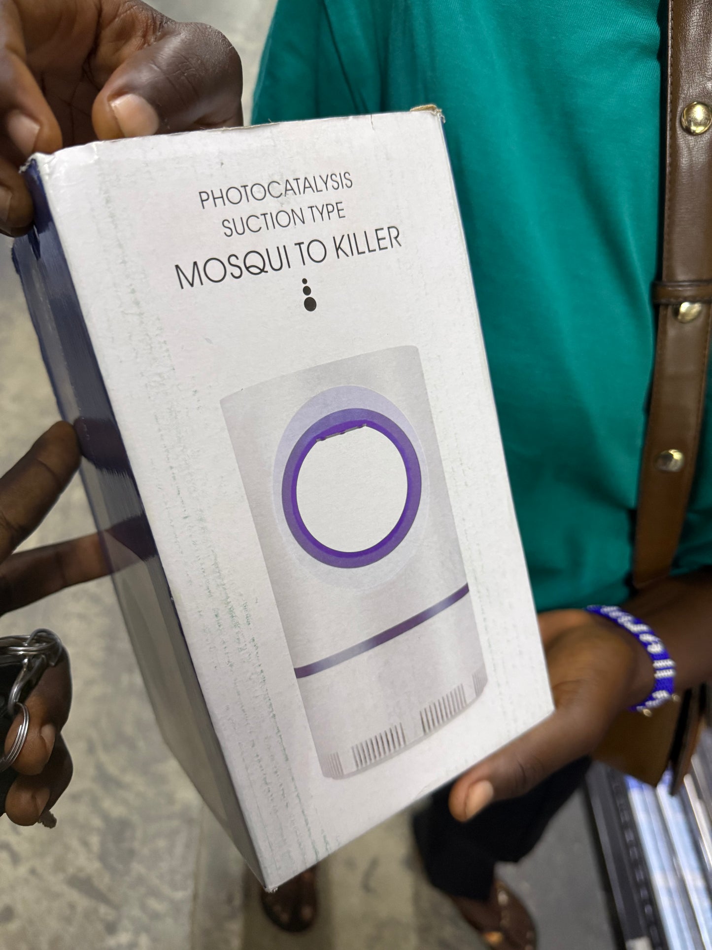 🦟 TUEUR D’INSECTES ÉLECTRIQUE INTELLIGENT – FINI LES MOUSTIQUES, MOUCHES ET NUISIBLES !